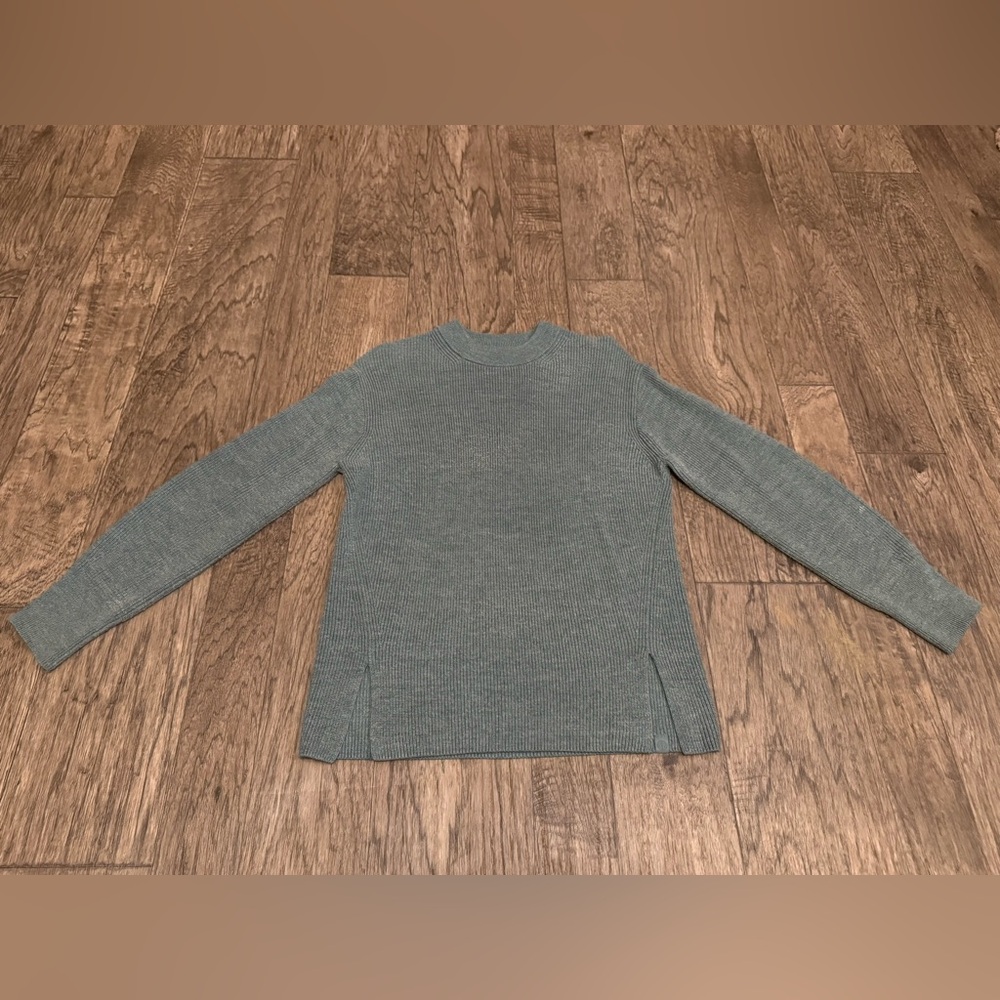 Lululemon Athletica Heathered Green Long Sleeve Sweater